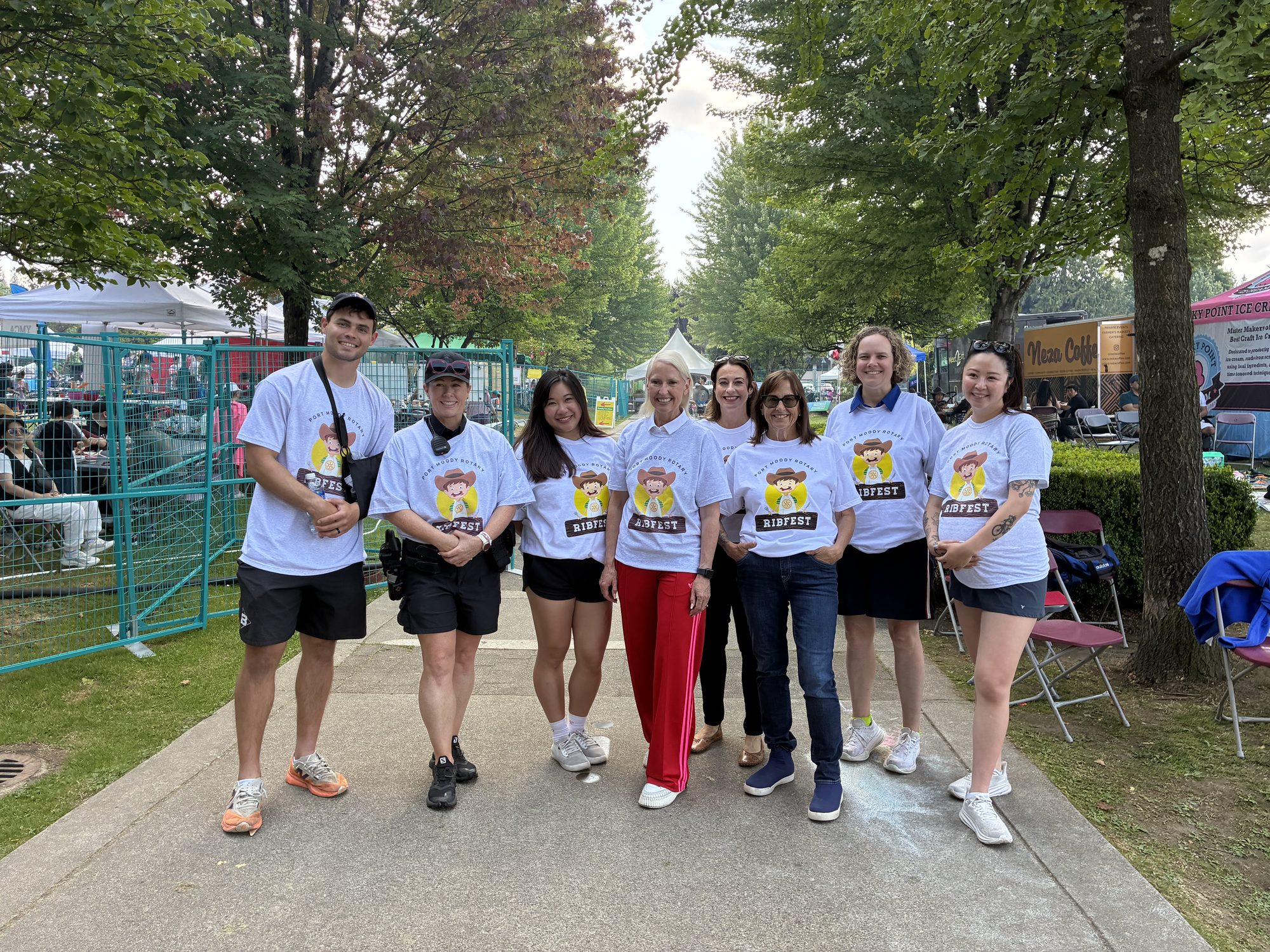 Meghan Lahti with volunteers at Ribfest
